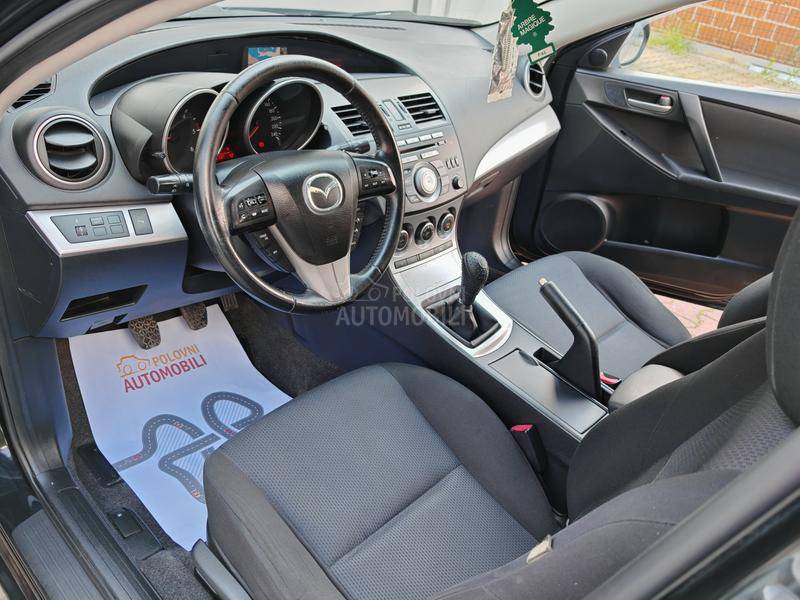 Mazda 3 1.6 HDI/NAV/SPEC
