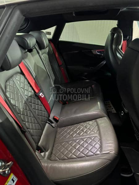 Audi S5 carbon