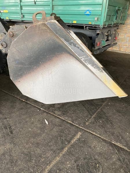 Manitou Kašika735
