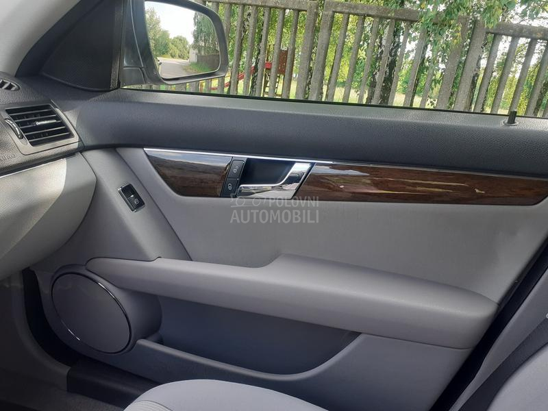 Mercedes Benz C 220 