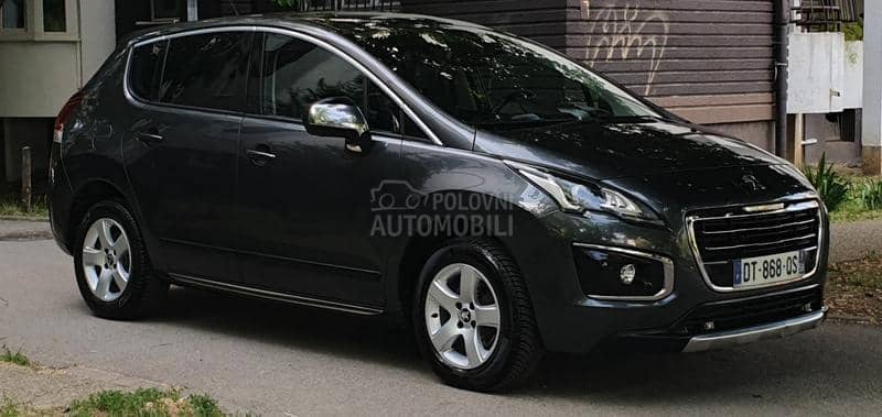 Peugeot 3008 FELINE PAN0RAMA LED