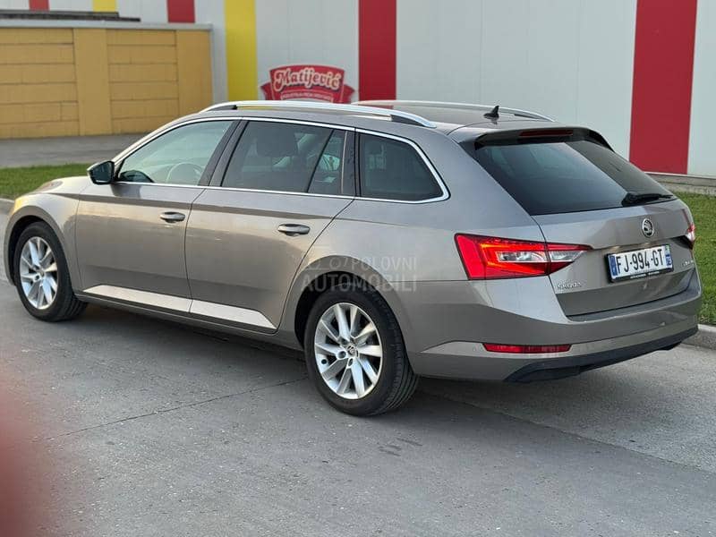 Škoda Superb 2.0 Executive DSG