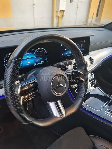 Mercedes Benz E 300 AMG