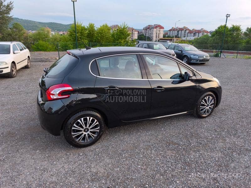 Peugeot 208 1.6  ALLURE  CH