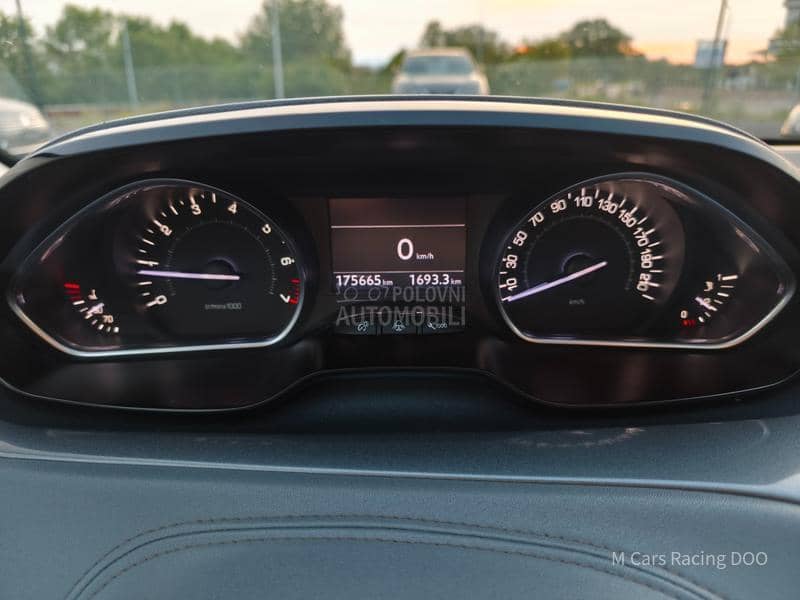 Peugeot 208 1.6  ALLURE  CH
