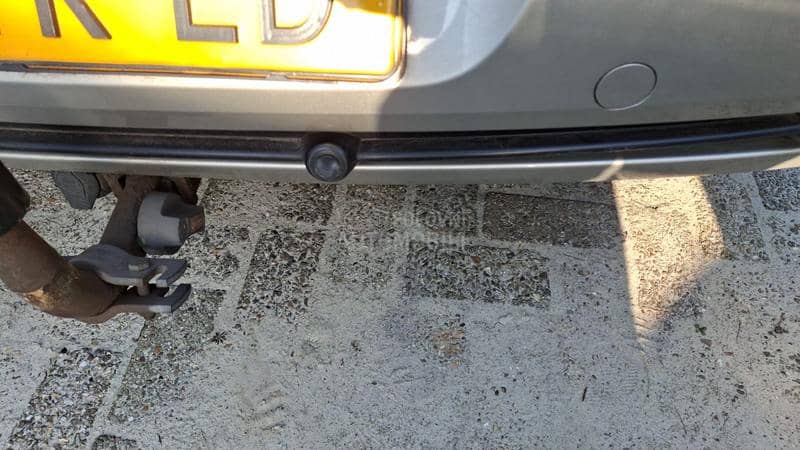 Peugeot 307 2.0 B E N Z I N