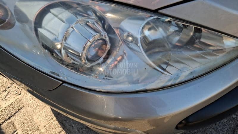 Peugeot 307 2.0 B E N Z I N