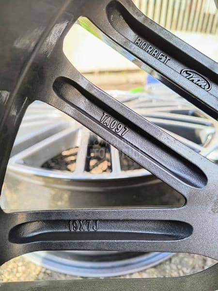 Aluminijumske felne  19" 5 x 114.3