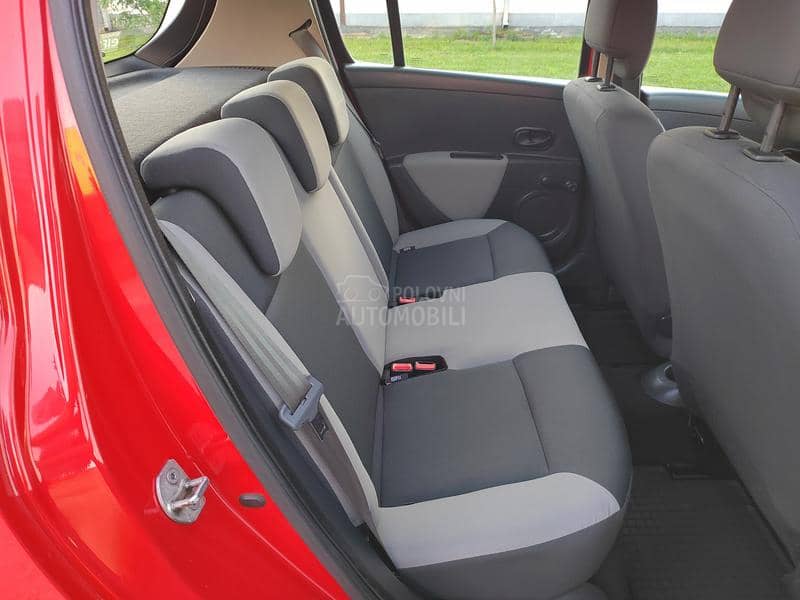 Renault Clio 1,2i 2009. OČUVAN