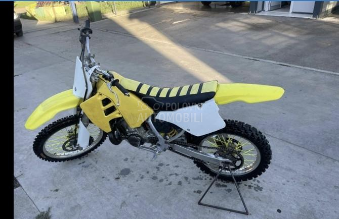 Suzuki rm250