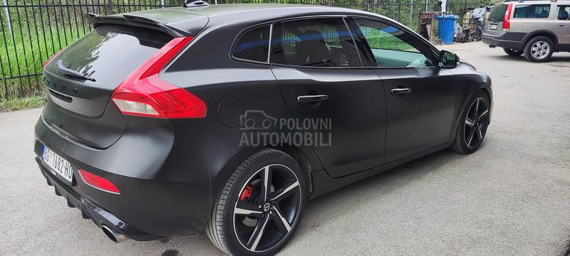 Volvo V40 R-Design