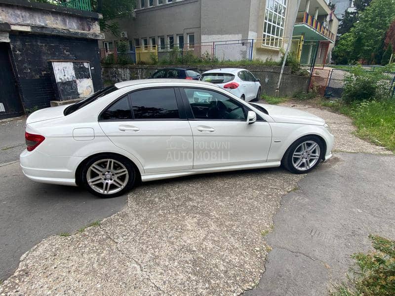 Mercedes Benz C 200 