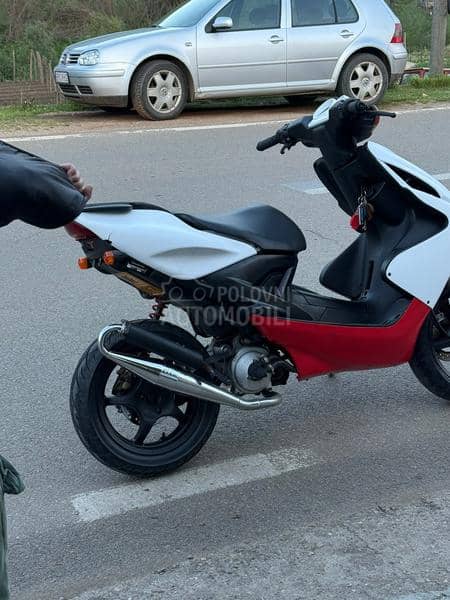 Yamaha aerox