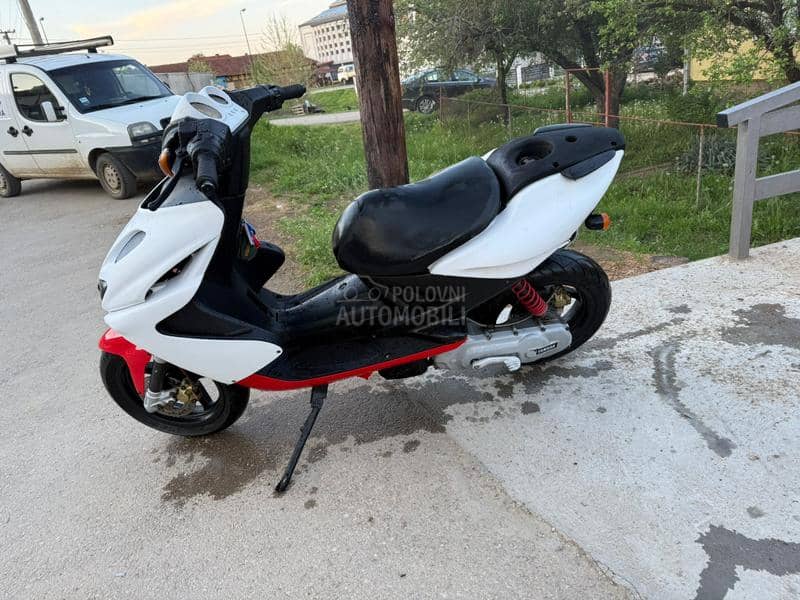 Yamaha aerox
