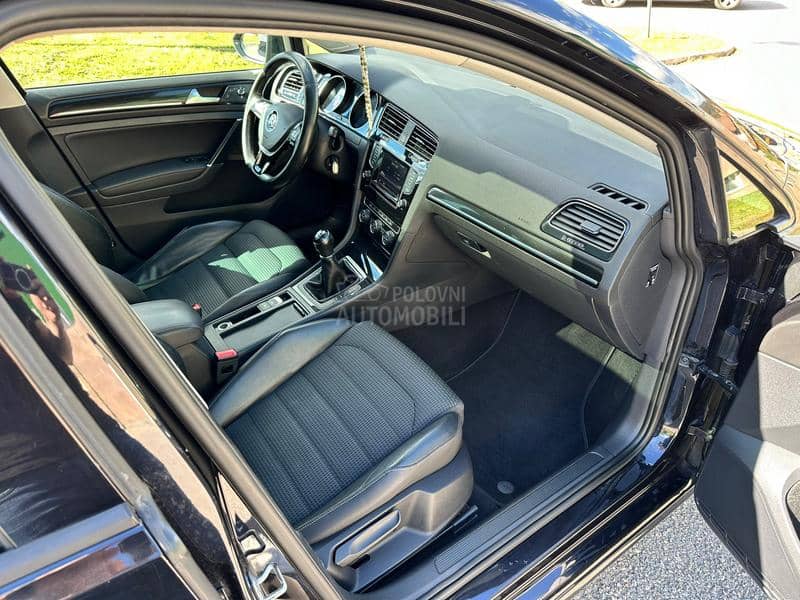 Volkswagen Golf 7 