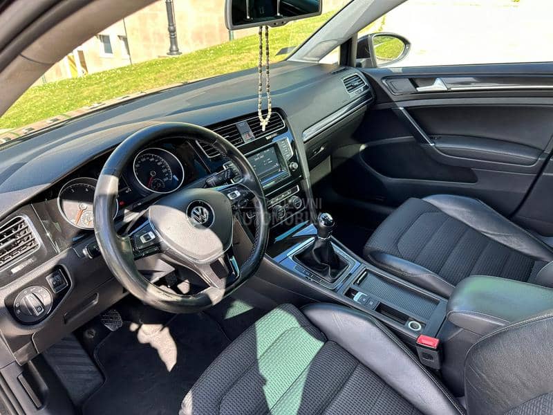 Volkswagen Golf 7 