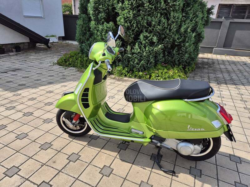 Vespa GTS 300 Super