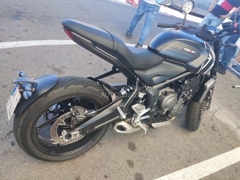 Triumph Trident 660