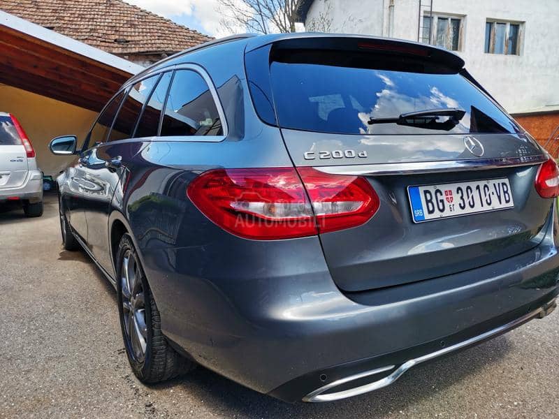 Mercedes Benz C 200 