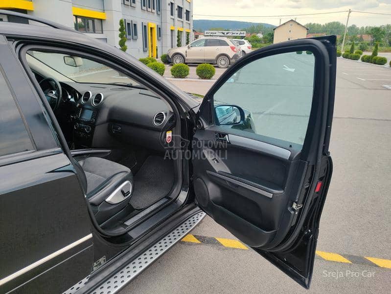 Mercedes Benz ML 320 3.0 CDI FUL REG DUGO
