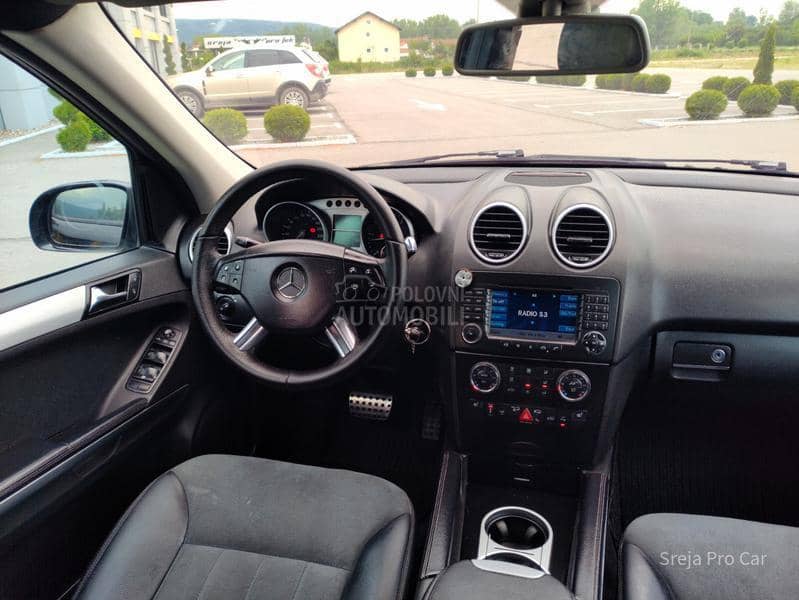 Mercedes Benz ML 320 3.0 CDI FUL REG DUGO