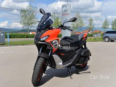 Aprilia SR GT 200 SPORT