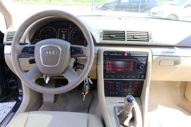 Audi A4 2.0 TDI QUATT S LINE