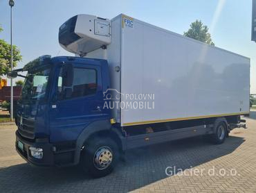 Mercedes Benz 1523 / CARRIER / LIFT