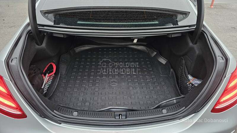 Mercedes Benz E 200 Avangarde