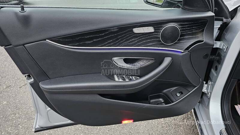 Mercedes Benz E 200 Avangarde