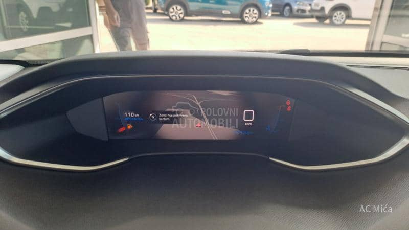 Peugeot 308 1.5 BLU NAV LED USB