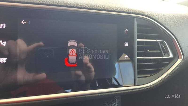 Peugeot 308 1.5 BLU NAV LED USB