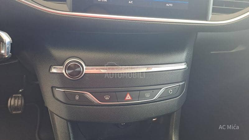 Peugeot 308 1.5 BLU NAV LED USB