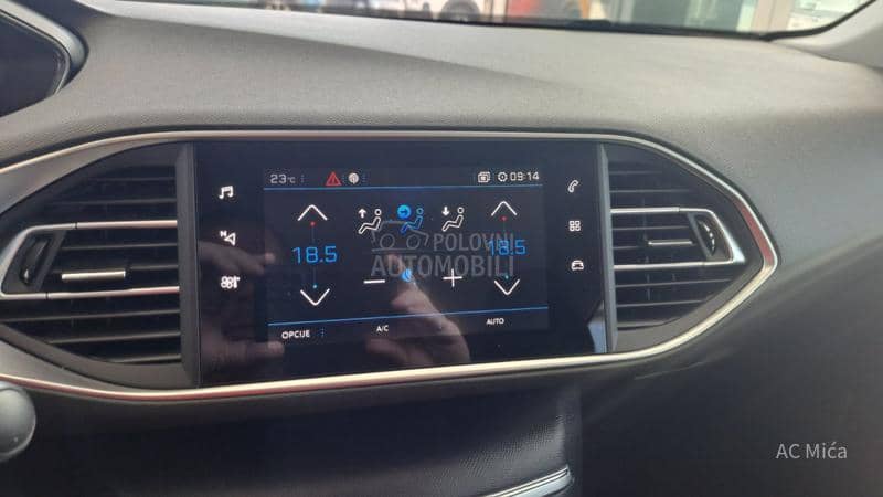 Peugeot 308 1.5 BLU NAV LED USB