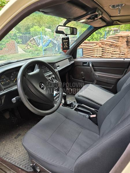 Mercedes Benz W124 190D SPORTLINE