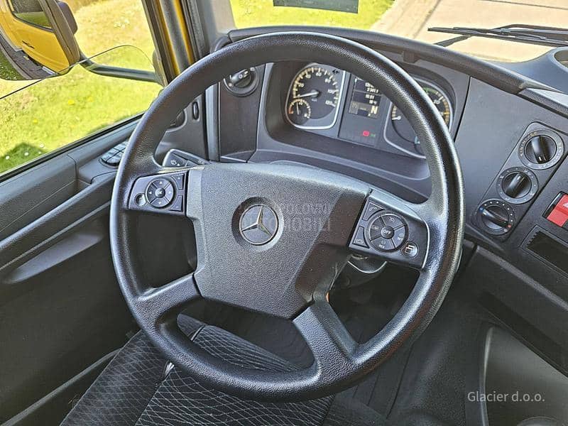 Mercedes Benz 1224 / 6.7m / LIFT