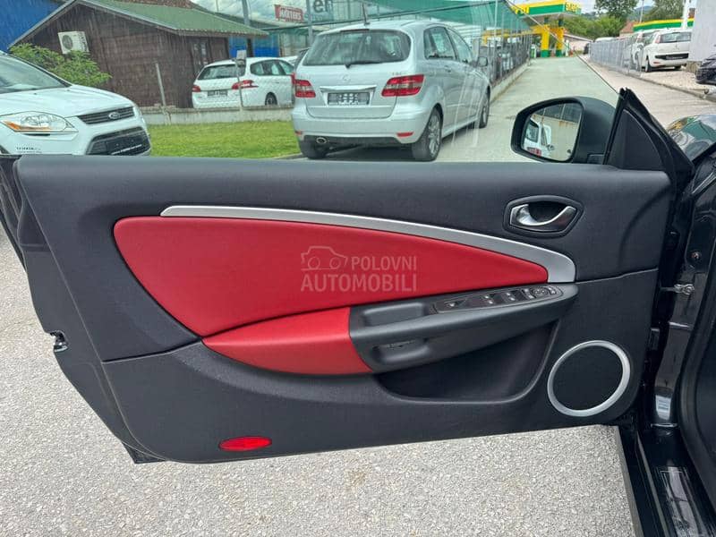 Renault Megane 2.0i CC