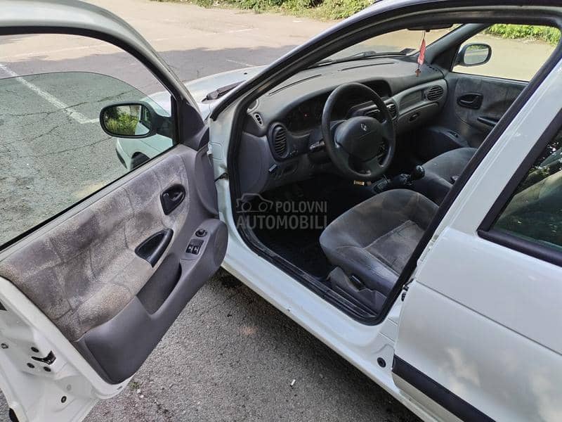Renault Megane 1.6 16v