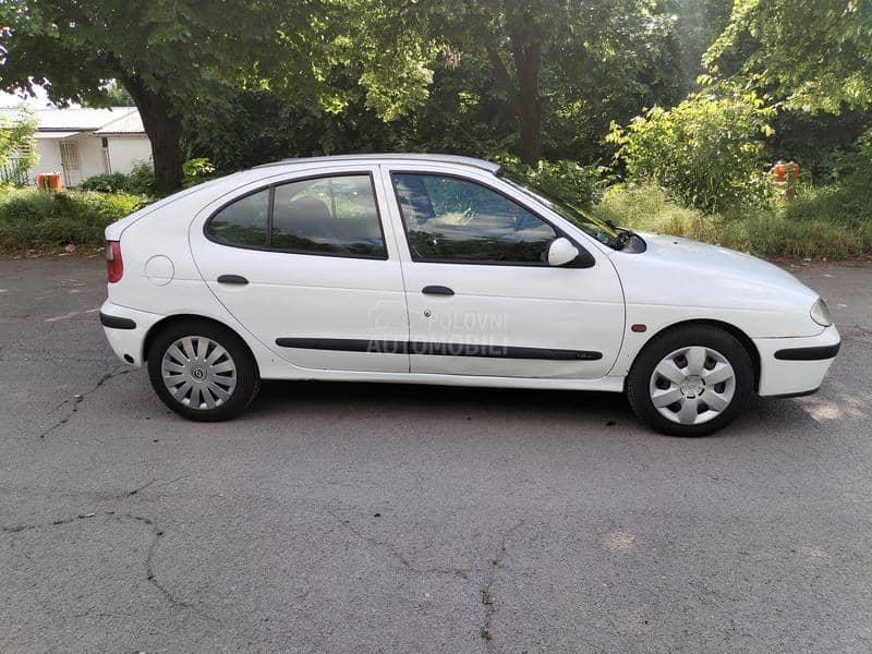 Renault Megane 1.6 16v