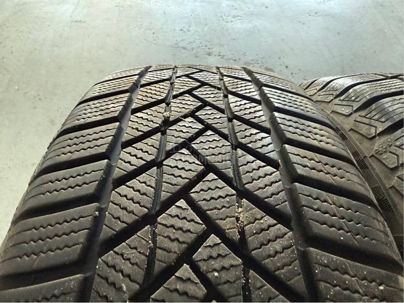 Matador 215/60 R17 Zimska