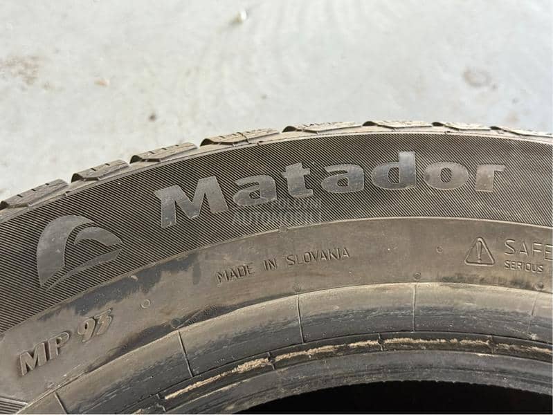 Matador 215/60 R17 Zimska