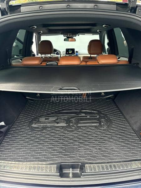 Mercedes Benz GLE 250 4Matic Pano/HK