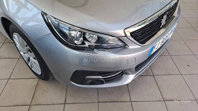 Peugeot 308 1.5 BLU NAV LED USB