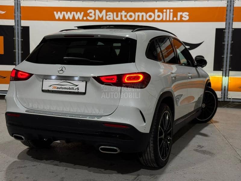 Mercedes Benz GLA 200 D/AMG/BLACK/20