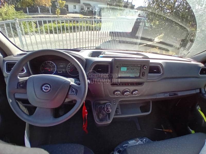 Renault Master 2.3