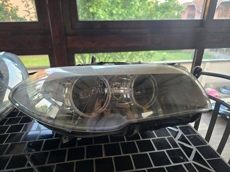 Desni xenon led far F10