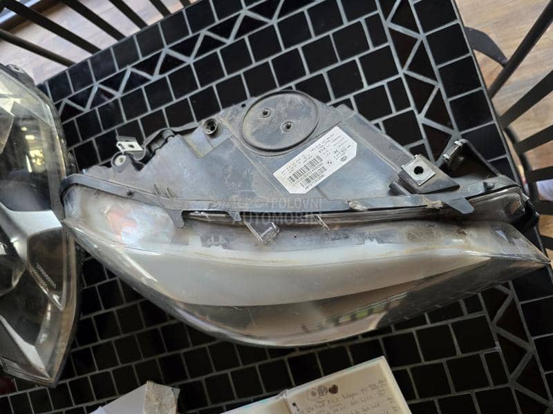 Desni xenon led far F10