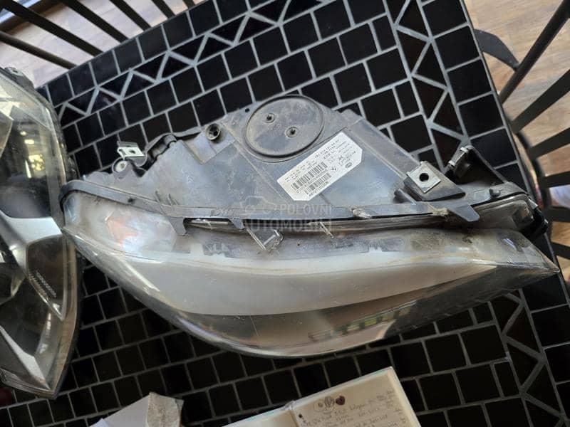 Desni xenon led far F10