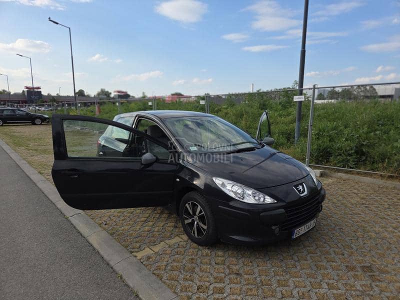 Peugeot 307 1.6 HDi Restyling