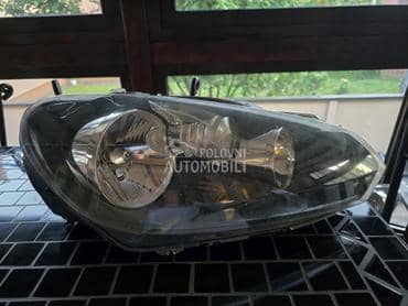 Desni halogeni far za Volkswagen Golf 6 od 2008. do 2013. god.